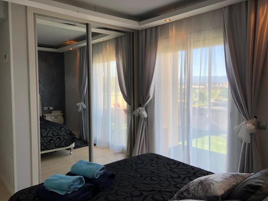 Apartamento Amposta Салоу Екстериор снимка